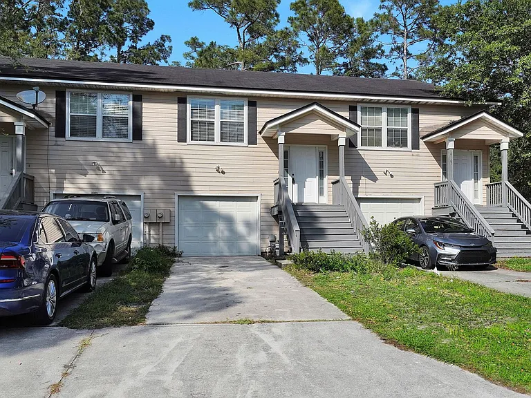 8305 Homeport Ct — Photo 23