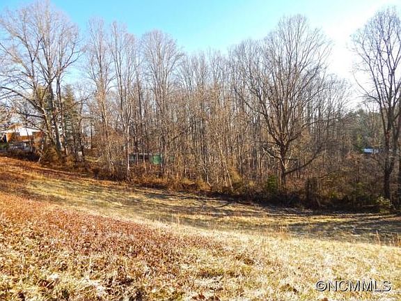 4th image of 6 Magnolia Farms Dr