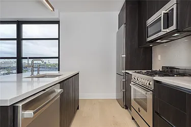 Rented by Space Marketing Shop