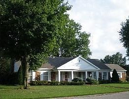 1st image of 2042 Fieldcrest Dr