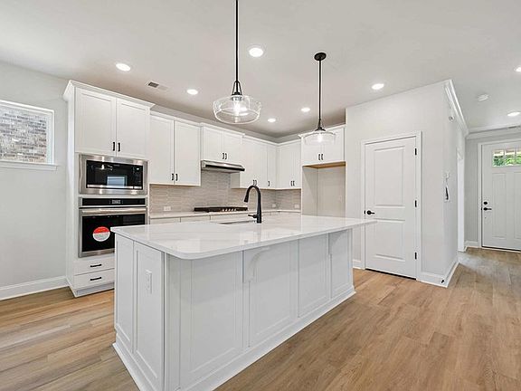 The Goldrush - Kitchen