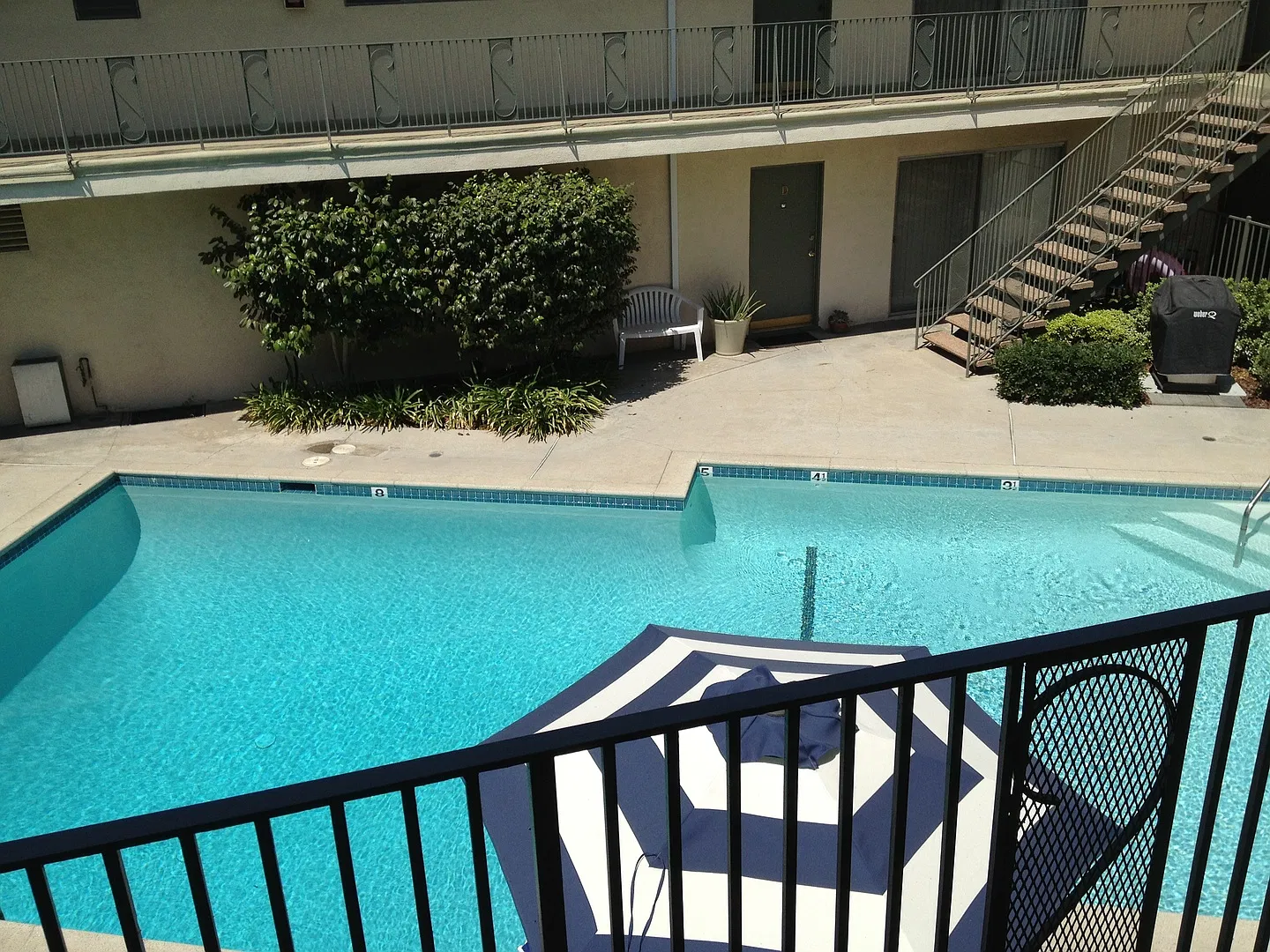 3120 West Riverside Apartments — Photo 2