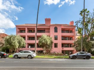 12340 Montana Ave #206, Los Angeles, CA 90049