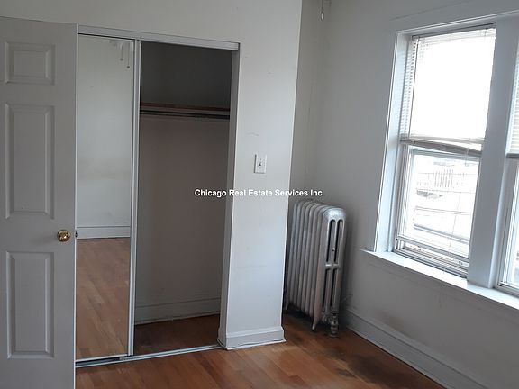 4th image of 4101 N Sacramento Ave