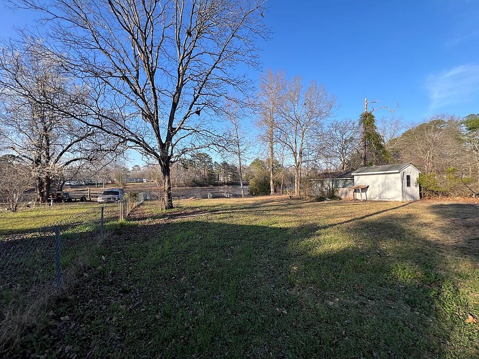 2nd image of 4223 S Lake Cherryvale Dr