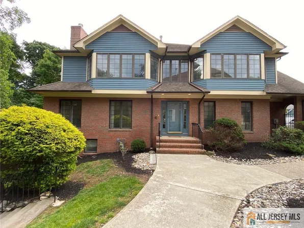 126 Mary Alice Ct, Union, NJ 07083