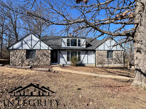 102 Bobby Dale Dr, Waynesville, MO 65583