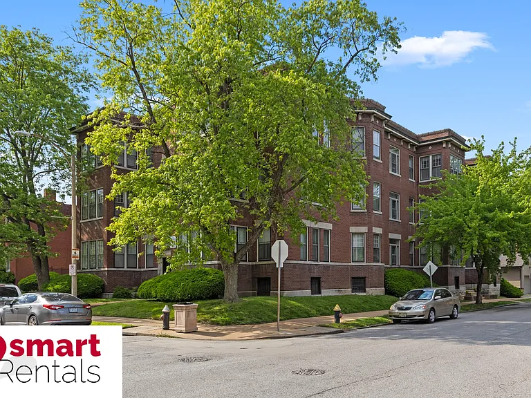 2161 Thurman Ave — Photo 22