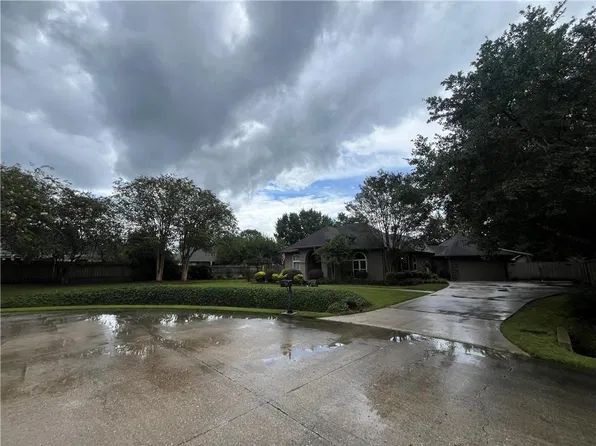 6 Ellwood Ct, Covington, LA 70433