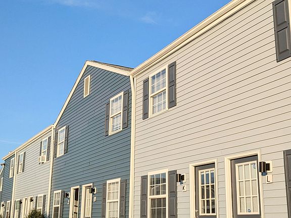 2nd image of 1703 Colorado Ave #1703F