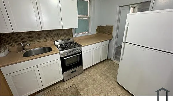 61 W 181st St #1 — Photo 8