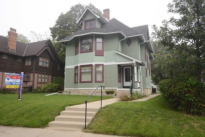 1st image of 7332 Harwood Ave