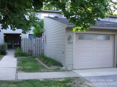 3053 Lakehaven Ct, Ann Arbor, MI, 48105