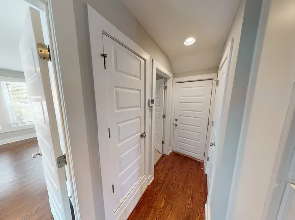 3726 Washington | Charming Updated Apartment, 3726 Washington St APT 5, Kansas City, MO 64111