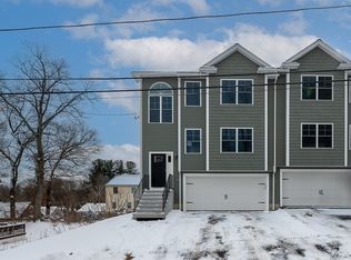 35 3rd St, Worcester, MA 01602