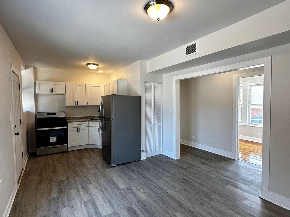 1st image of 1235 N Karlov Ave #1