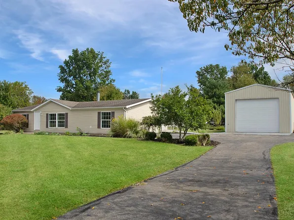 1934 Clearview Dr, Fayetteville, OH 45118