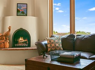 11 Gaviota Rd, Santa Fe, NM 87508