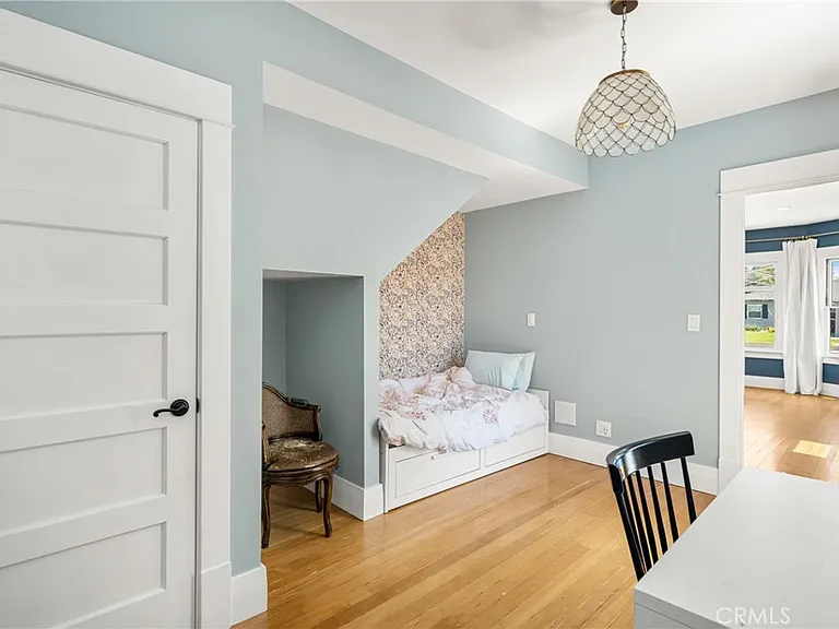 390 N Cambridge St — Photo 27