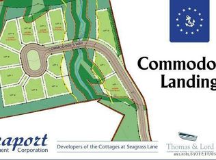 2 Commodores Way, Kennebunk, ME 04043