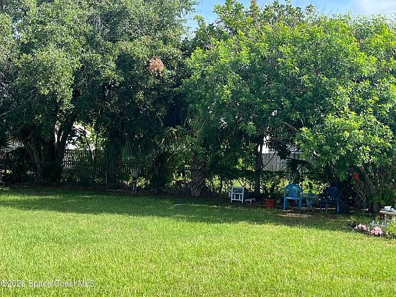 3rd image of 1038 Fay Blvd
