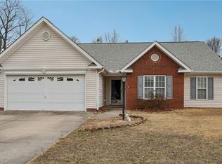 1120 Wesson Ct, High Point, NC 27265