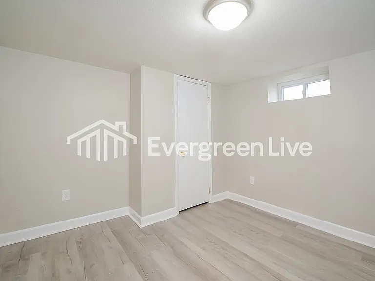 3300 Orlando Ave — Photo 12