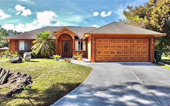 3rd image of 2341 Oakes Blvd