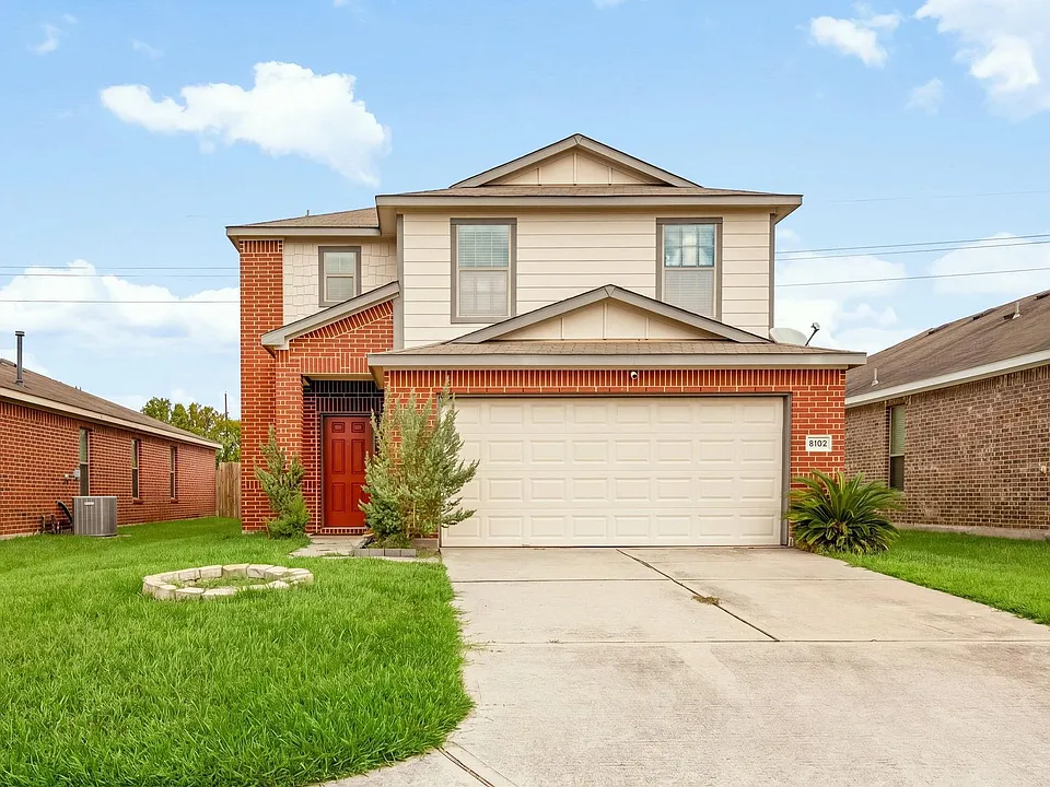 8102 Yaupon View Dr