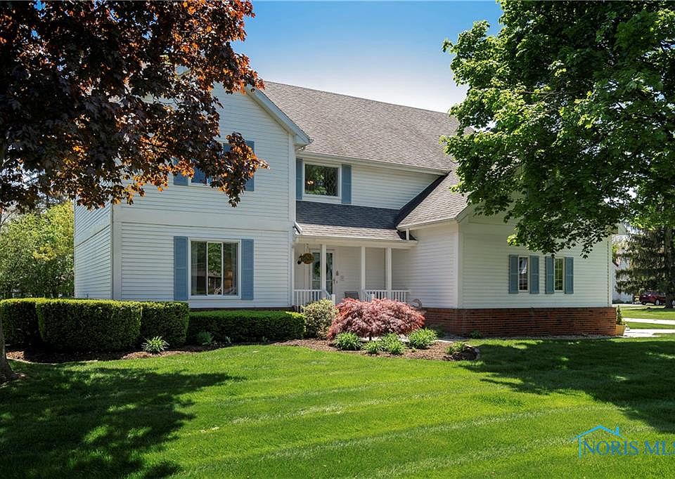 1st image of 765 Ashbury Dr