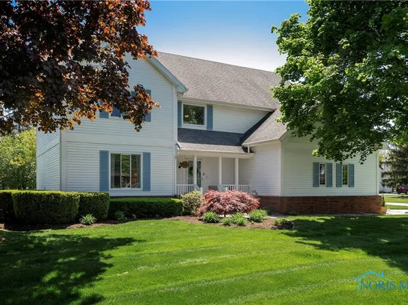 765 Ashbury Dr, Perrysburg, OH 43551