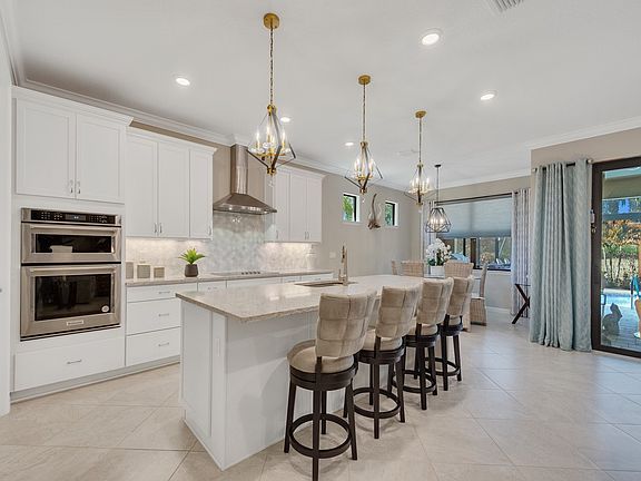 4th image of 5021 Newell Cir