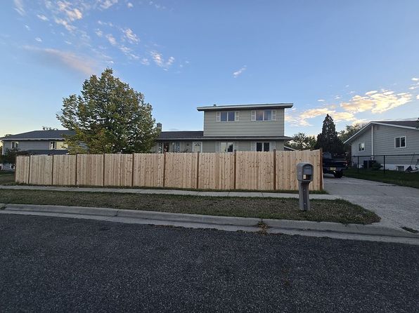 911 Idlewilde Ct