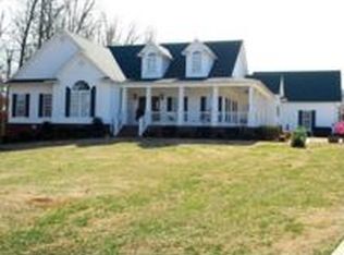 1252 Ready Section Rd, Hazel Green, AL 35750