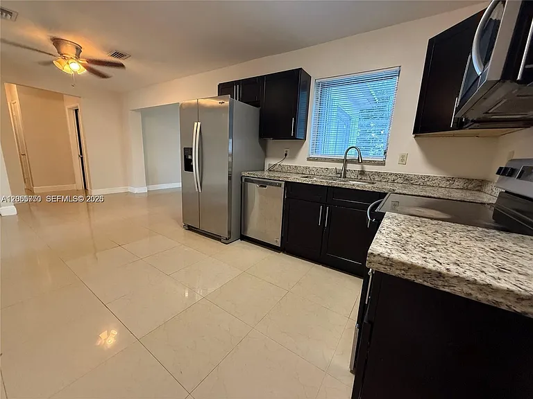 7654 Indigo St — Photo 13