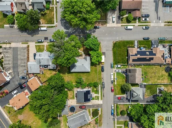 35 Egan Ave, Fords, NJ 08863