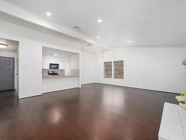 26 S White Pebble Ct — Photo 5