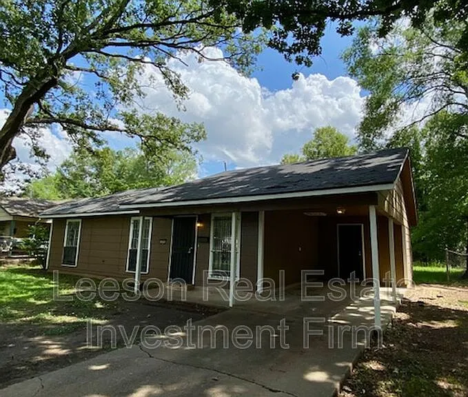 629 David Dr — Photo 2
