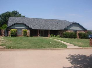 10409 Durham Dr, Oklahoma City, OK 73162
