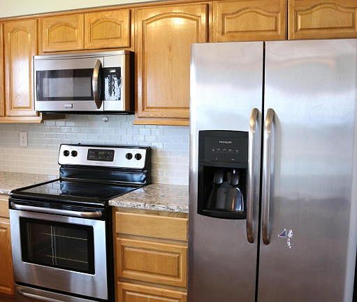4th image of 613 Keck St