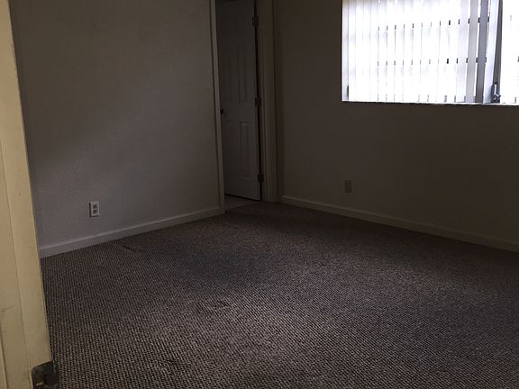 4th image of 4060 NW 110th Ave