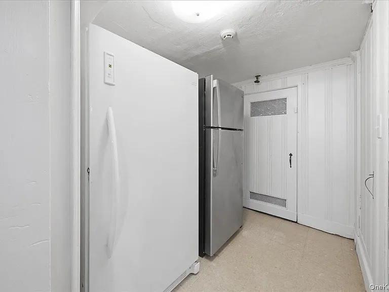 54 Vernon Pkwy — Photo 19