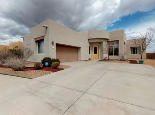 4 Pajarito Peak, Santa Fe, NM 87508
