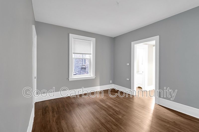 1st image of 1073 Grant St APT 16