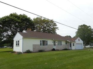 21865 Emerson St, Newcomerstown, OH 43832