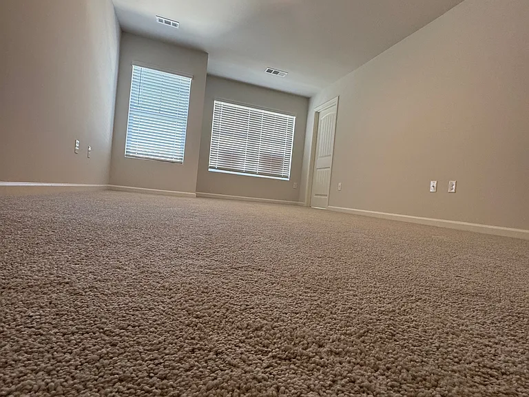 567 Stoneybrook Dr — Photo 21
