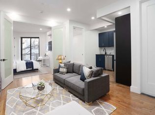 215 S 4th St #4B, Brooklyn, NY 11211