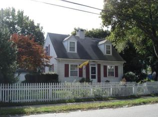 212 Washington St, Warwick, RI 02888