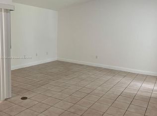 21383 NE 8th Ct APT 4, Miami, FL 33179