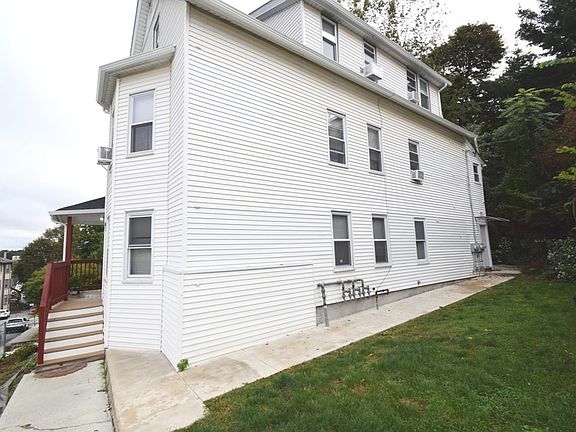 2nd image of 62 Westminster St
